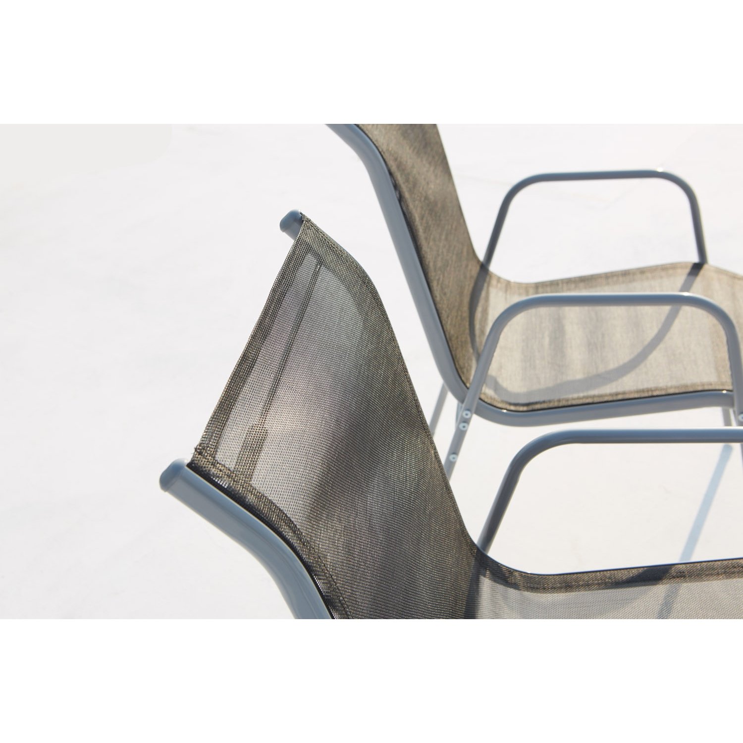 CONCEPT USINE - Set Pranzo da Giardino Modello Lusiana 6 Persone Grigio Scuro - 1 Tavolo Rettangolare in Vetro Temperato - 6 Sedie Impilabili con Braccioli Arrotondati - Robusto, Impermeabile