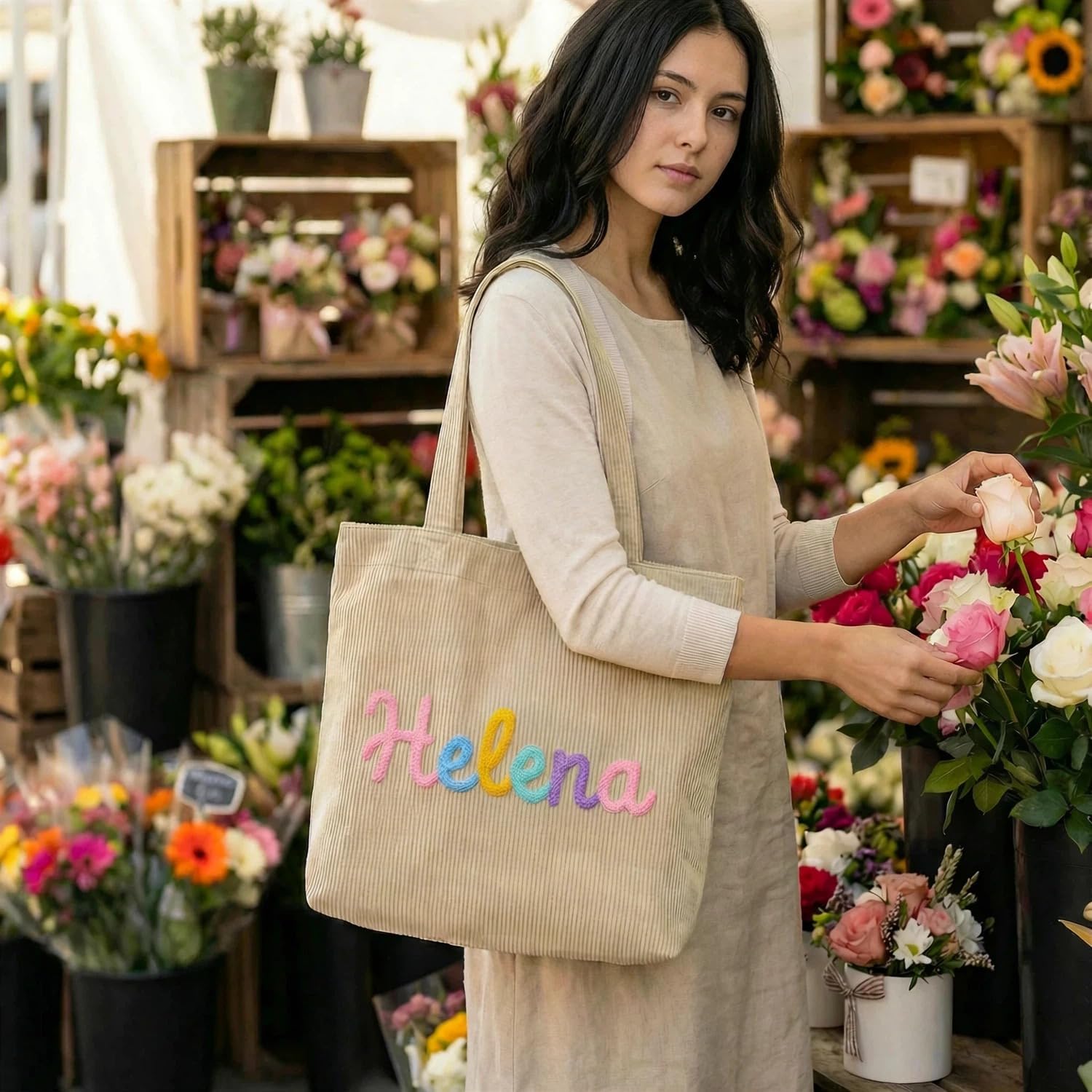 Personalized corduroy handbag, casual shoulder bag with custom name/letter patterns. Durable cotton travel bag, ideal gift for bridesmaids, teachers, and for Christmas, birthdays or honeymoons.