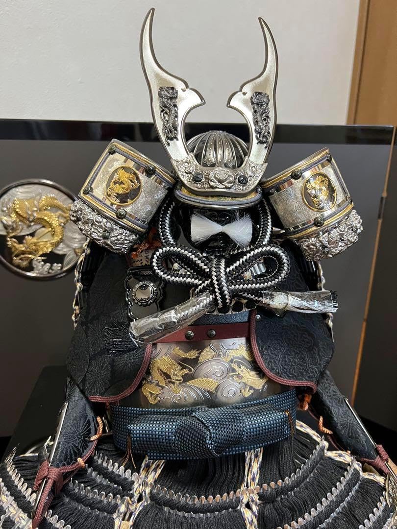 五月人形　いぶし銀昇龍鎧飾り　大和 五月人形 いぶし銀昇龍鎧飾り 大和 五月人形いぶし銀昇龍鎧