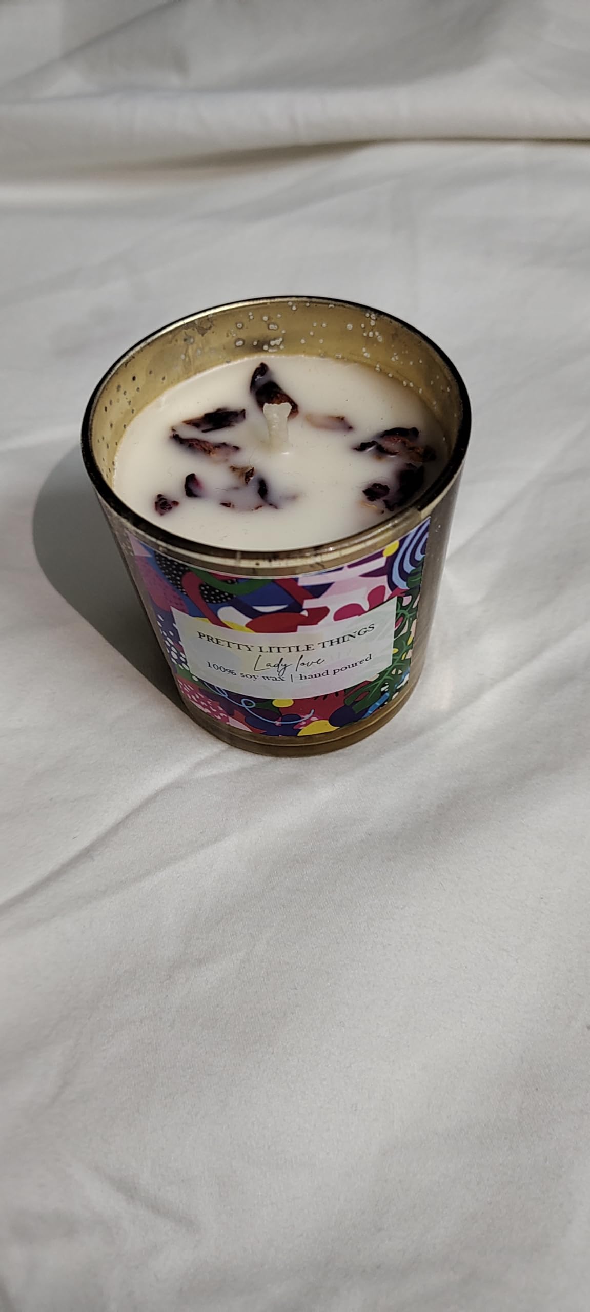 Scented Single Wick Scented Candle, 100% Soy Wax, Hand Poured, Fragrance Infused - Container Candles, Safe for Indoors to add Luxury to Home Decor.