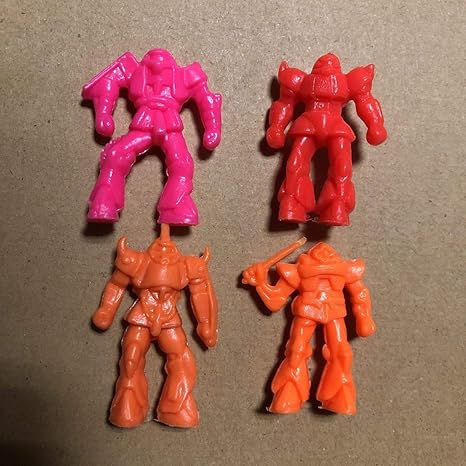 Amazon 昭和レトロ ガンダム ポリプラ製 ポリ人形 4種 グフ ドム ザク ゲルググ 検索用 コスモス ガチャ ガチャガチャ クローバー ポピー 消しゴム 303 フィギュア ドール 通販