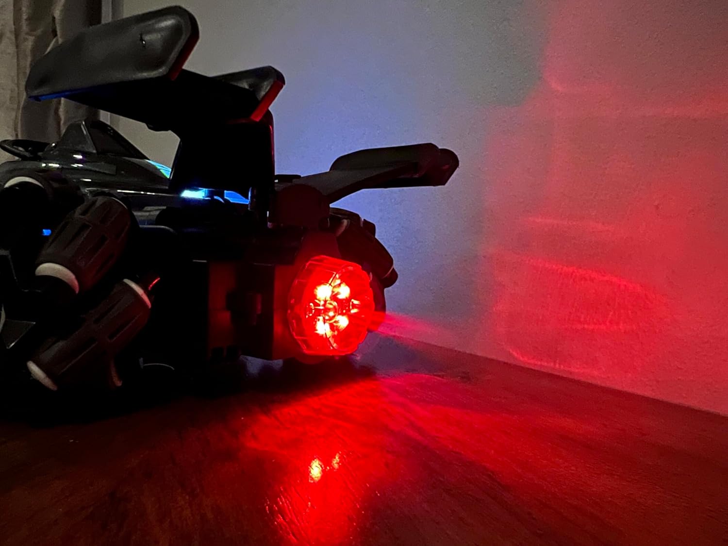 Formula Drift Car with Smoke, LED Lights, 360° Rotation, and Sound with Ultimate Drifting Experience 14"x7" (Red)