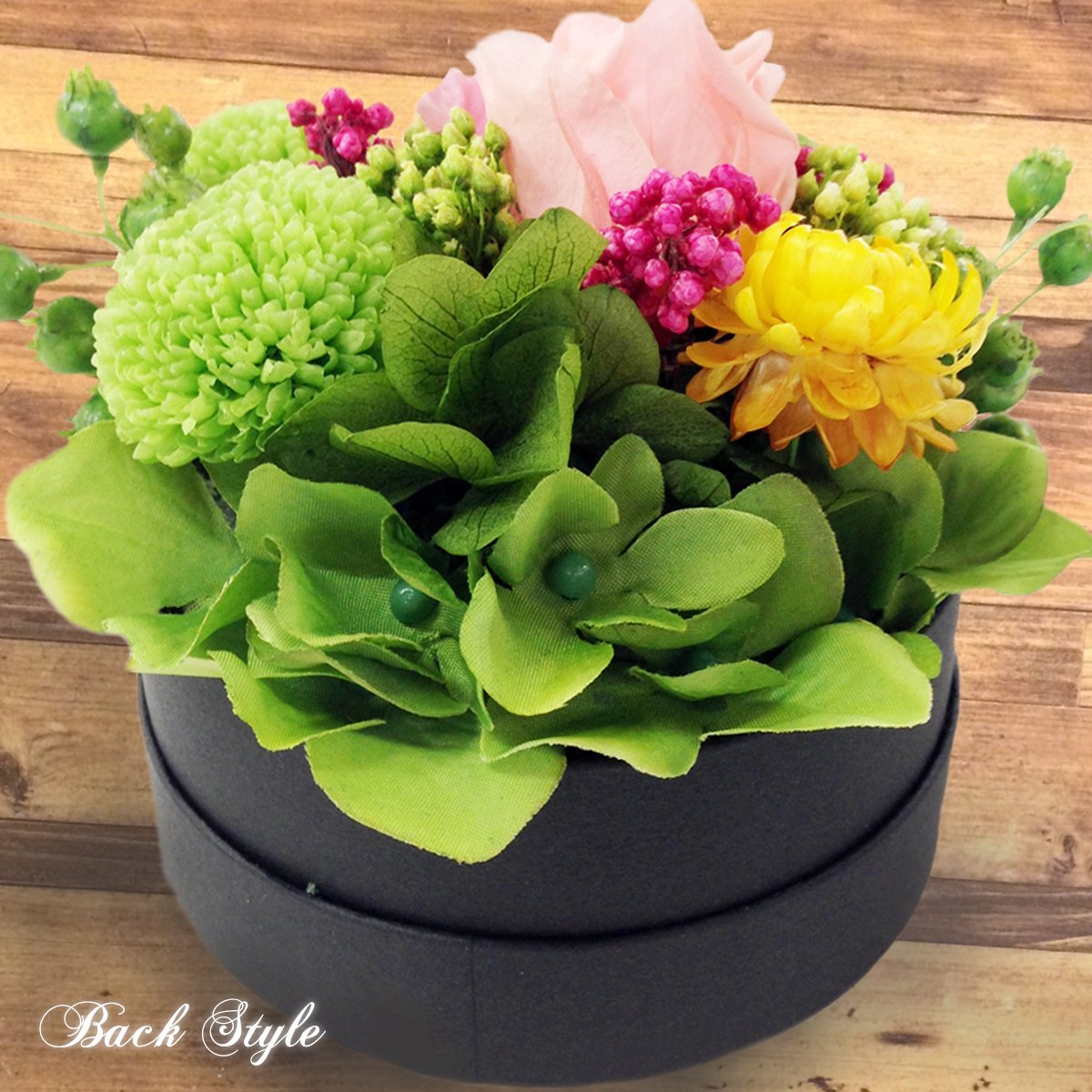 Amazon｜プリザーブドフラワー ギフトボックス サークル ピンク