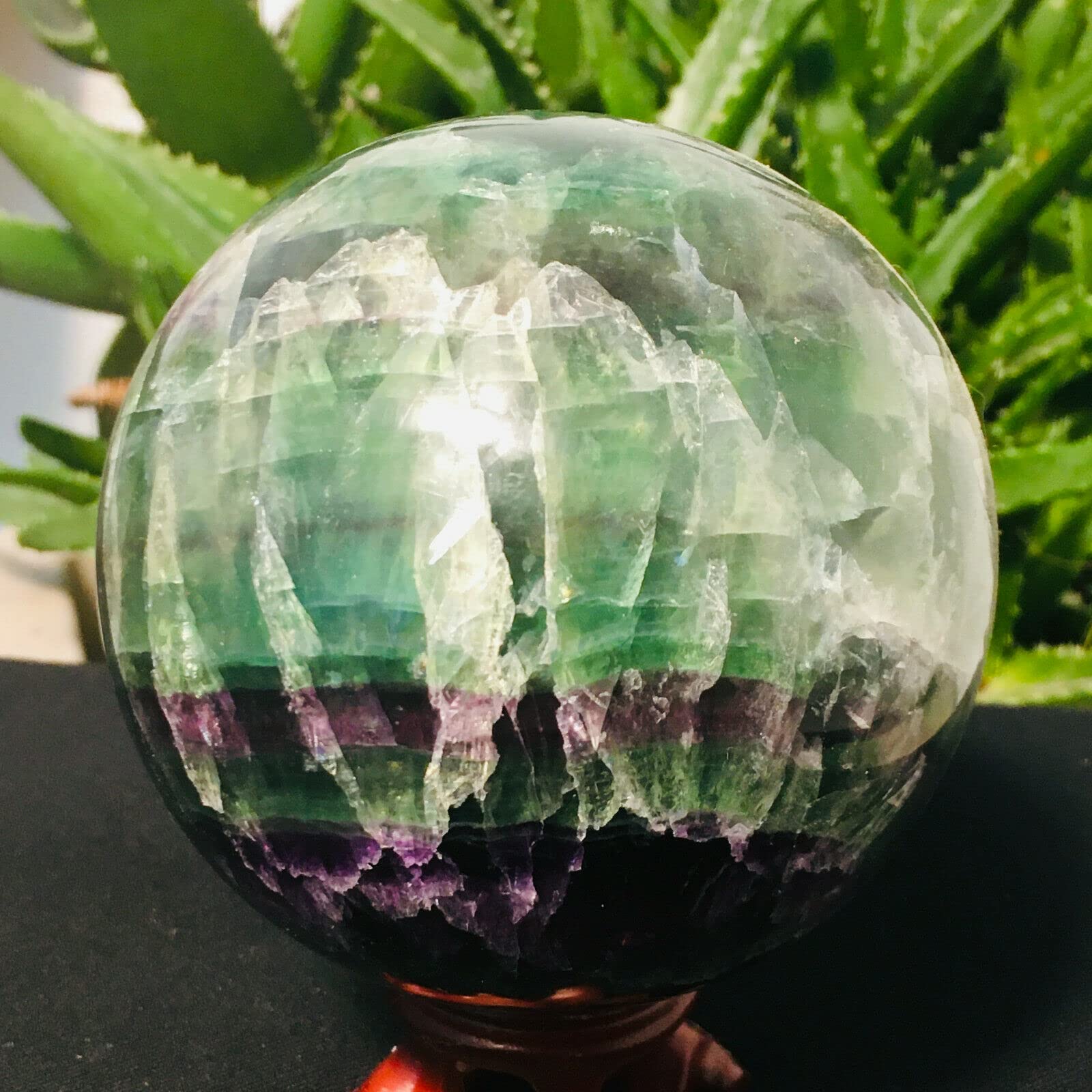ZTBH Cristal de meditación Natural Bola de Cuarzo Pulido a Mano con fluorita de Color Natural 1pc Piedra de Cristal (Size : 55-60mm)