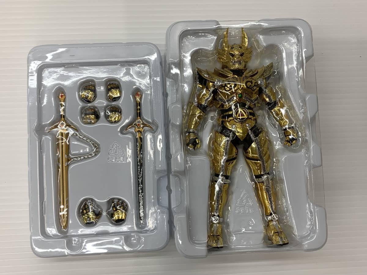 Amazon.co.jp: 真骨彫製法 黄金騎士ガロ 冴島鋼牙 牙狼 GARO 魂