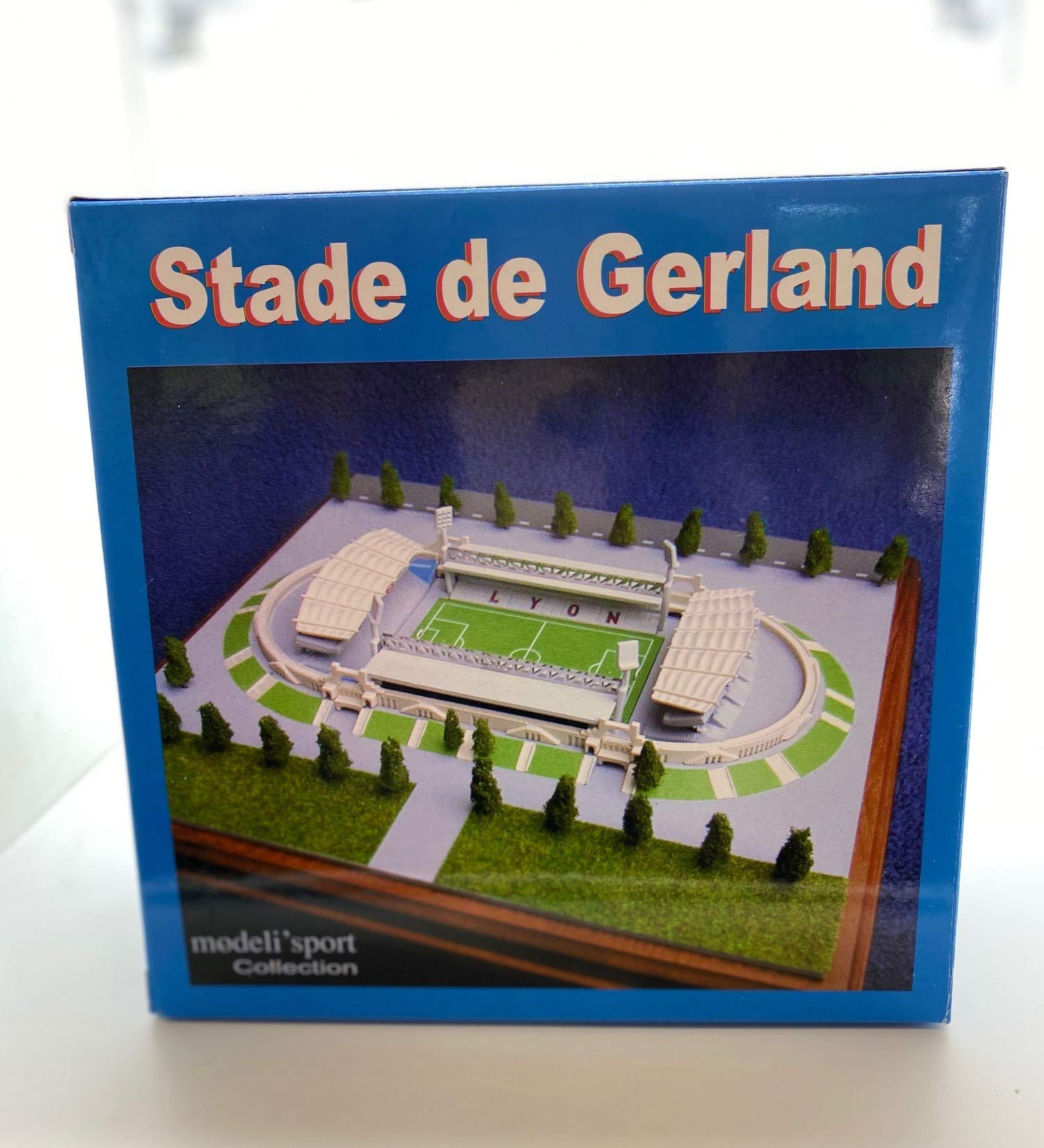 Maquette Stade de Gerland Lyon 12 cm