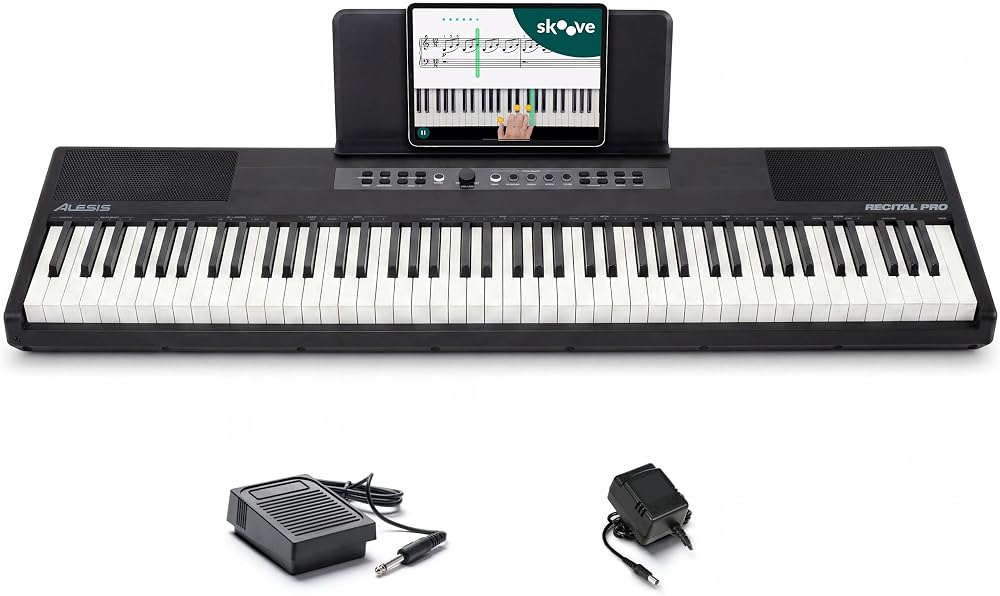 Recital pro MKII Piano digital de 88 teclas | Teclas ponderadas de acción de martillo, altavoces de 20 W, 25 voces, incluye pedal de sostenimiento, modos dividido/lección, para intermedios