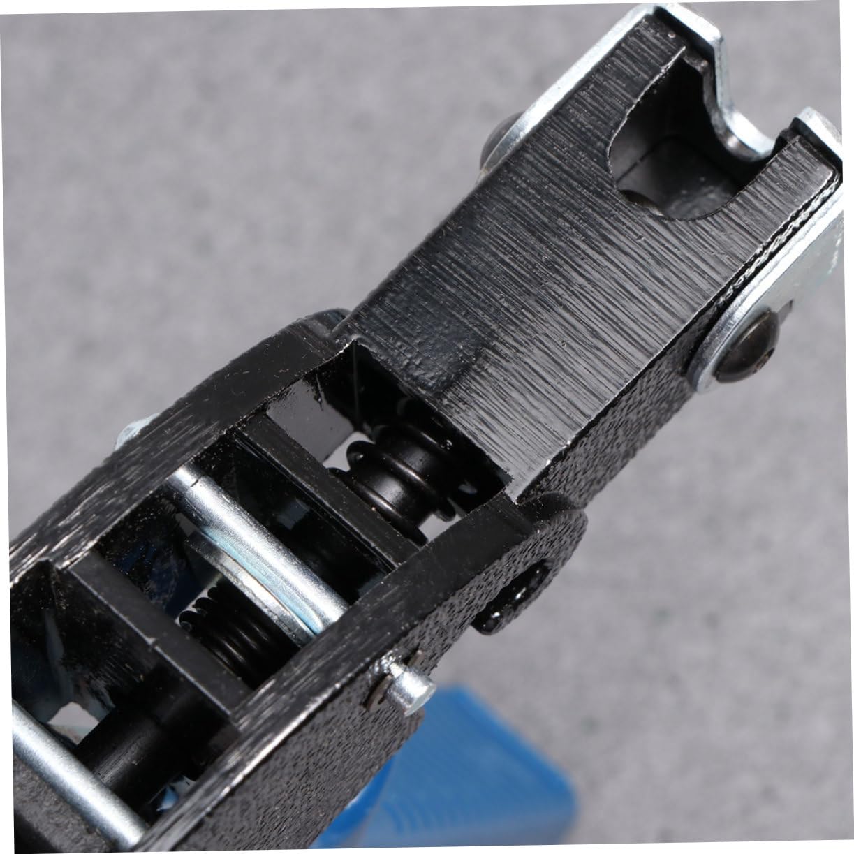 19 Stück Teiliges Metall Hohlwandanker setzwerkzeug für Gipskartonplatten Robustes Dübel installationsset mit Schrauben Geeignet für Schwere Lasten und Präzise Befestigung in