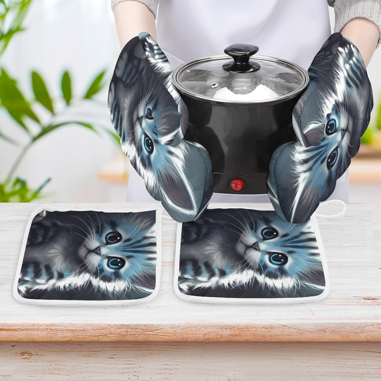 Oven Mitts Pot Holders Kitchen Striped Cat Heat Resistant Oven Glove for Baking and Cooking