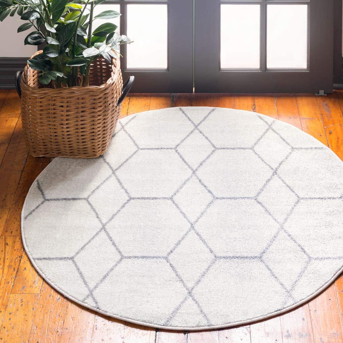 Unique Loom Trellis Frieze Collection Area Rug - Geometric (5' 1" Round Ivory/Gray)