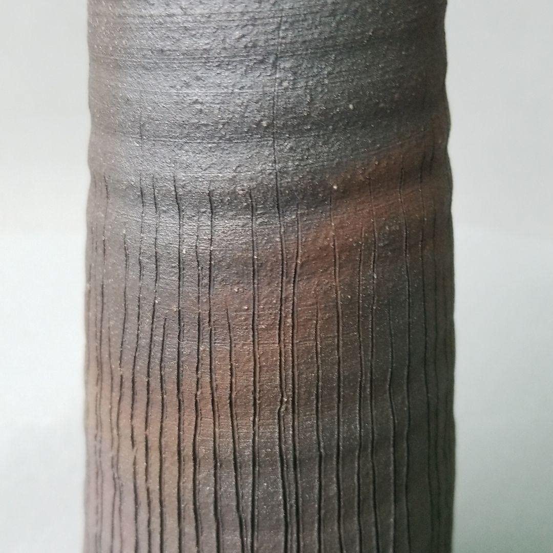 Amazon.co.jp: 信楽焼 伝統工芸士 加藤喜代司作窯変線文花入 高さ  