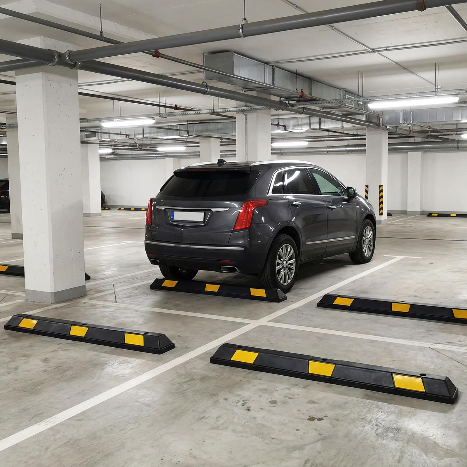 COSTWAY Radstopper aus Gummi, Einparkhhilfe 184 cm, Parkplatzbegrenzung bis 3000 kg Belastbar, Parkbegrenzung mit gelben Reflektorstreifen, Parkplatzsperre für Garage, Parkplatz (1 er Set)