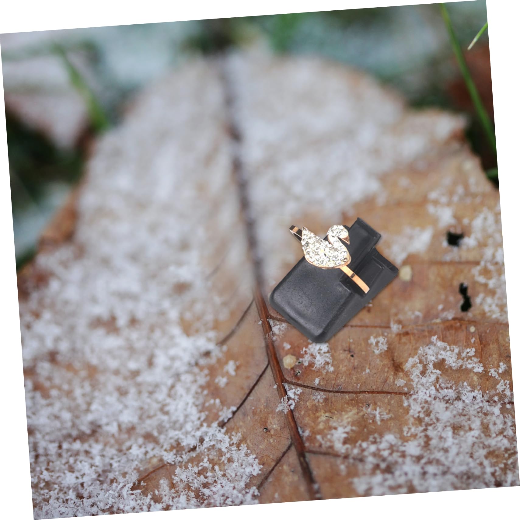 Beavorty 5sets Ring Display Stands Plastic Display Shelves for Finger Rings Store Showcase Style 35pcs*5