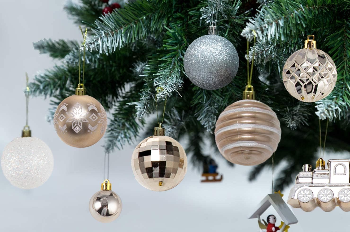SVNVIOZ Weihnachtskugel-Set – 70 Karat, 60 Mm, Bruchsicher, In Champagnerfarben, 17 Designs Für Festliche Baumdekoration