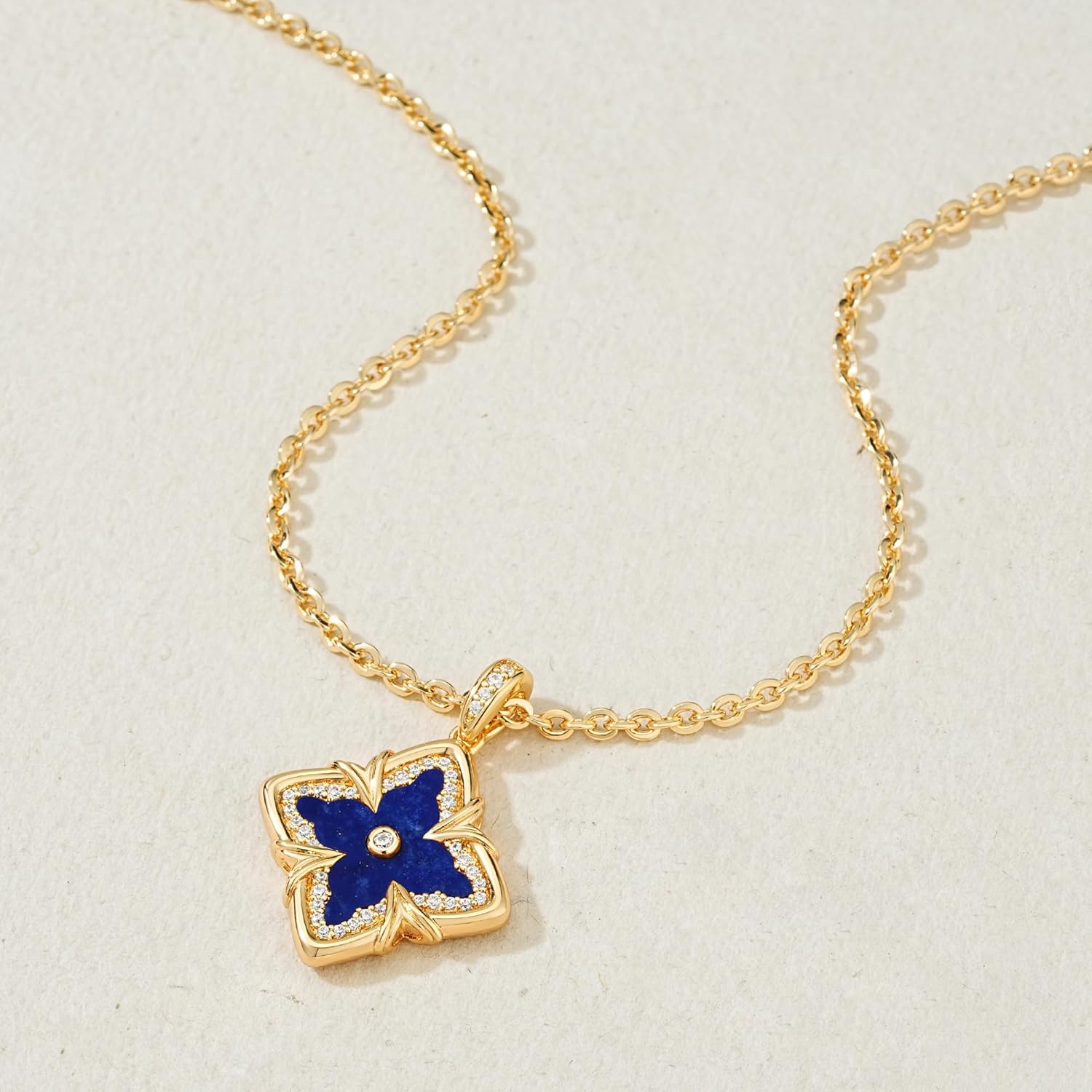 MEVECCO Gold Four Leaf Clover Necklace for Women 14K Gold Plated Clover Pendant Necklace With Diamond Fashion Lucky Clover Tiger's Eye Stone Necklace for Jewelry Gift - Image 7