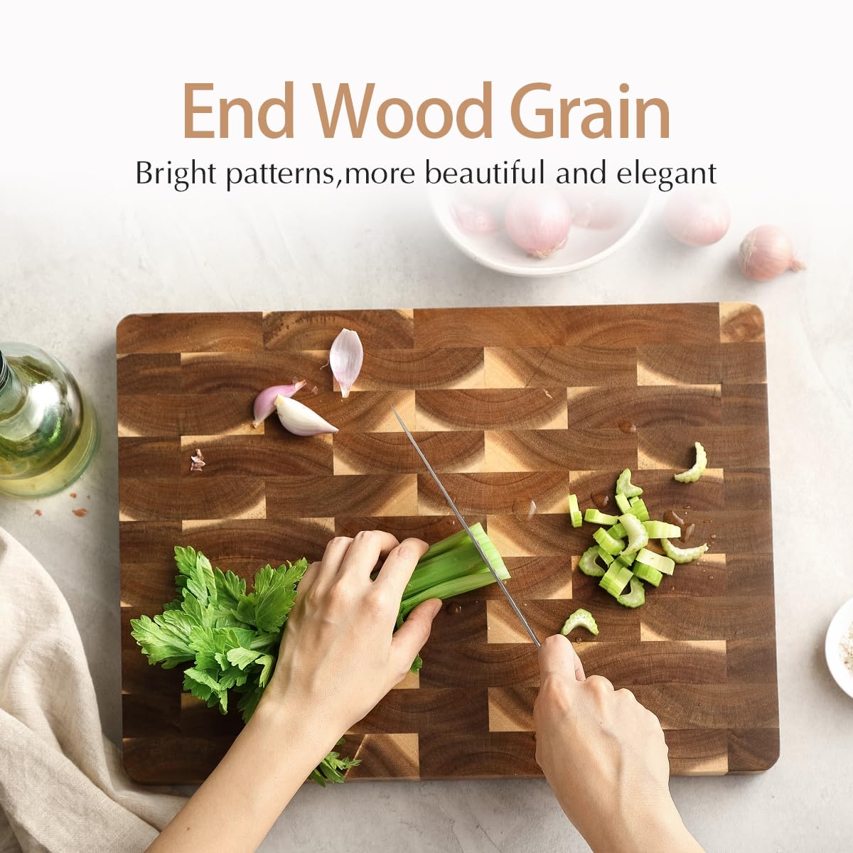 HEZHEN Tabla de Cortar de Madera de Acacia, Tabla para Servir | Asa Incorporada, Pies de Silicona Antideslizantes, Bandeja para Servir para Queso, Pan, Filete o Pollo Asado, Caja de Regalo