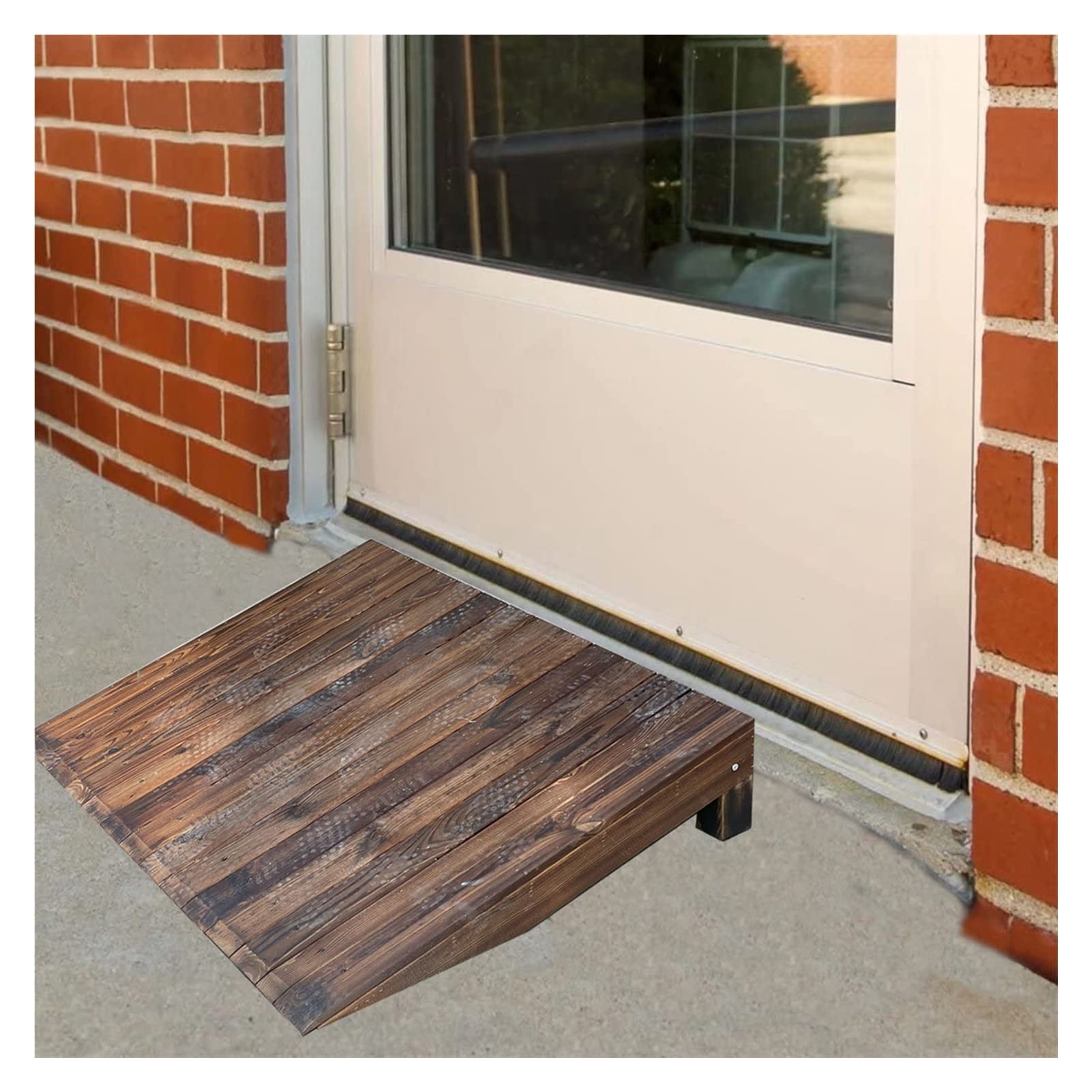 Rampe d'entrée en bois pour seuil de porte PMR et fauteuil roulant