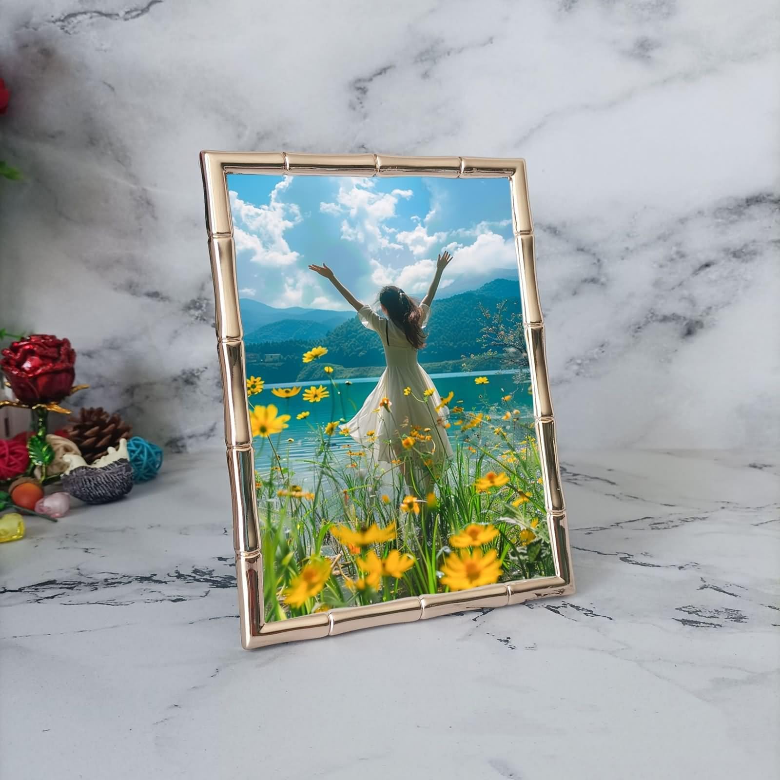 Bilderrahmen 20x25 Gold, Picture Frames Vintage Rechteckig für Tischaufsteller aus Metall für Mutter Freundin Geschenk