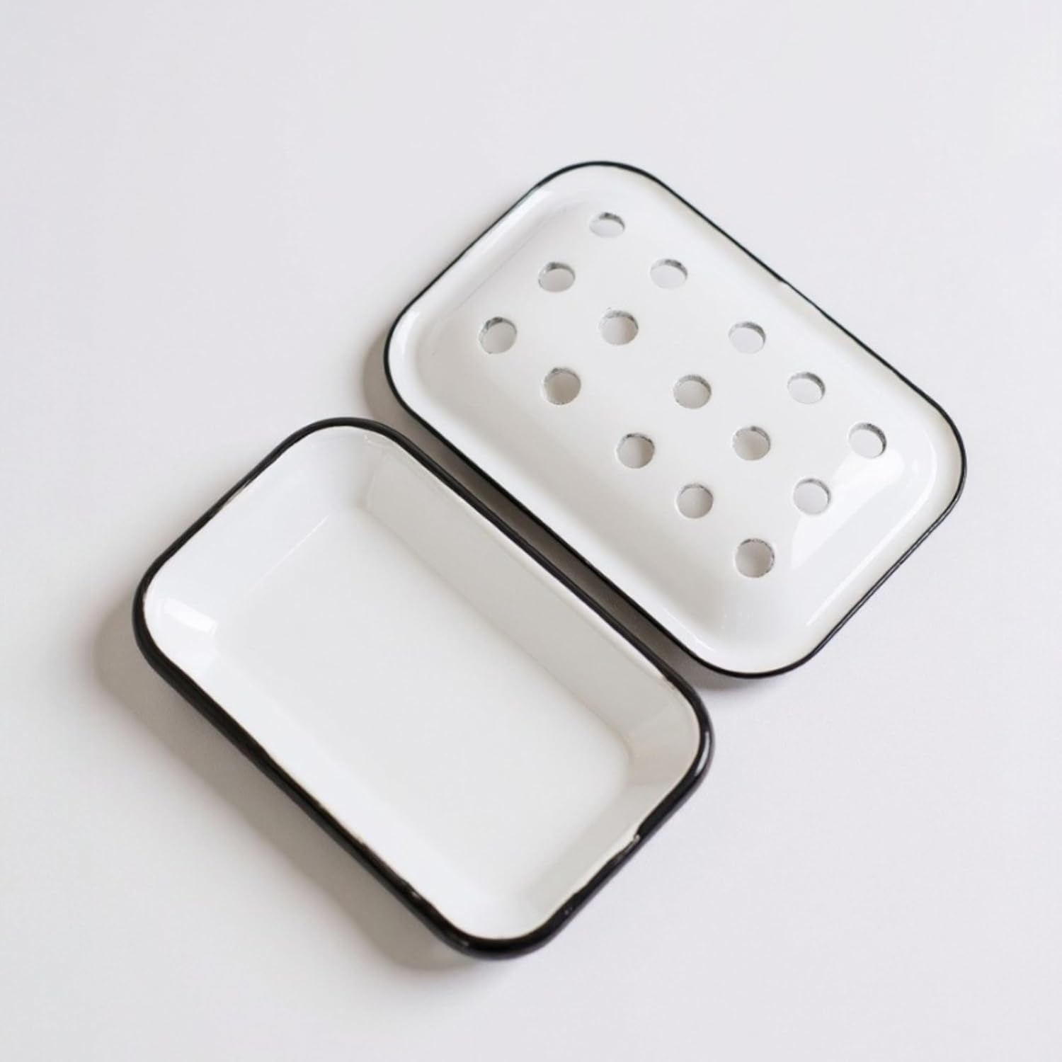 PILLOWPIA Enamel Soap Dish, 6.125" x 4.25" Two-Piece Vintage-Inspired Rust-Resistant Steel Tray for Sink, Shower, or Vanity, White image 4