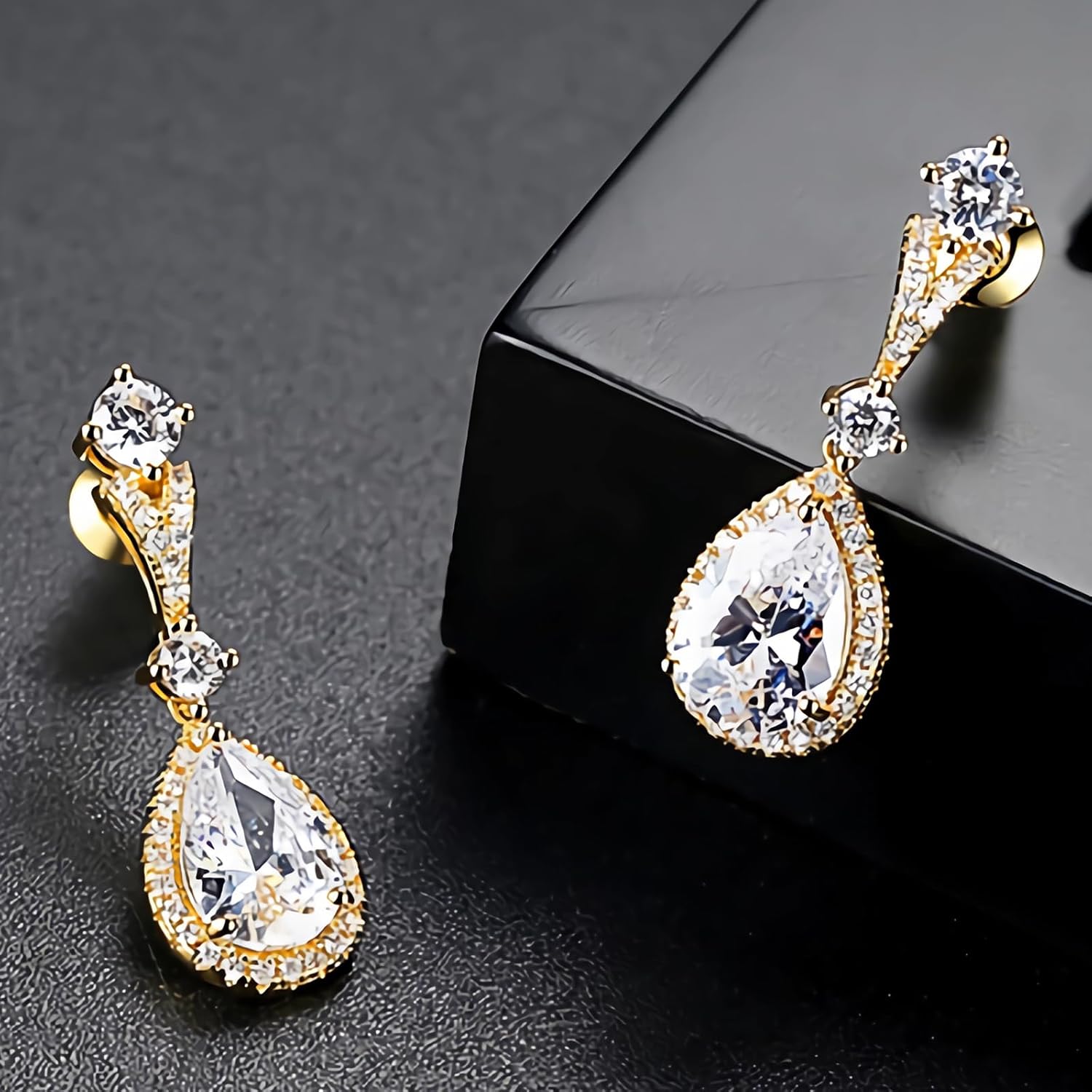 Teardrop Moissanite Earrings, 14K Gold Drop Dangle Earrings for Women, Ideal for Dinners and Special Events