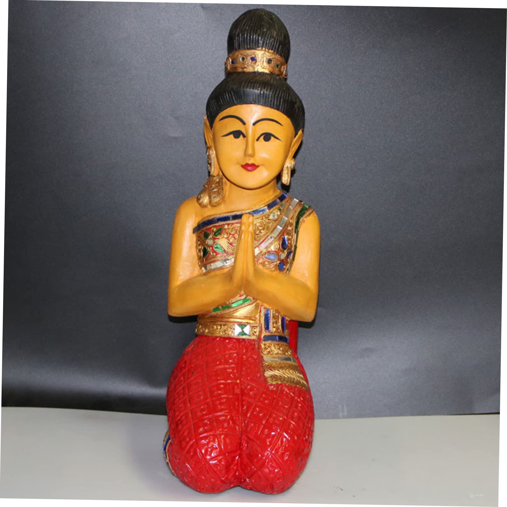SOLUSTRE Estatua de Buda Arrodillado Roja de Madera Estilo Oriental