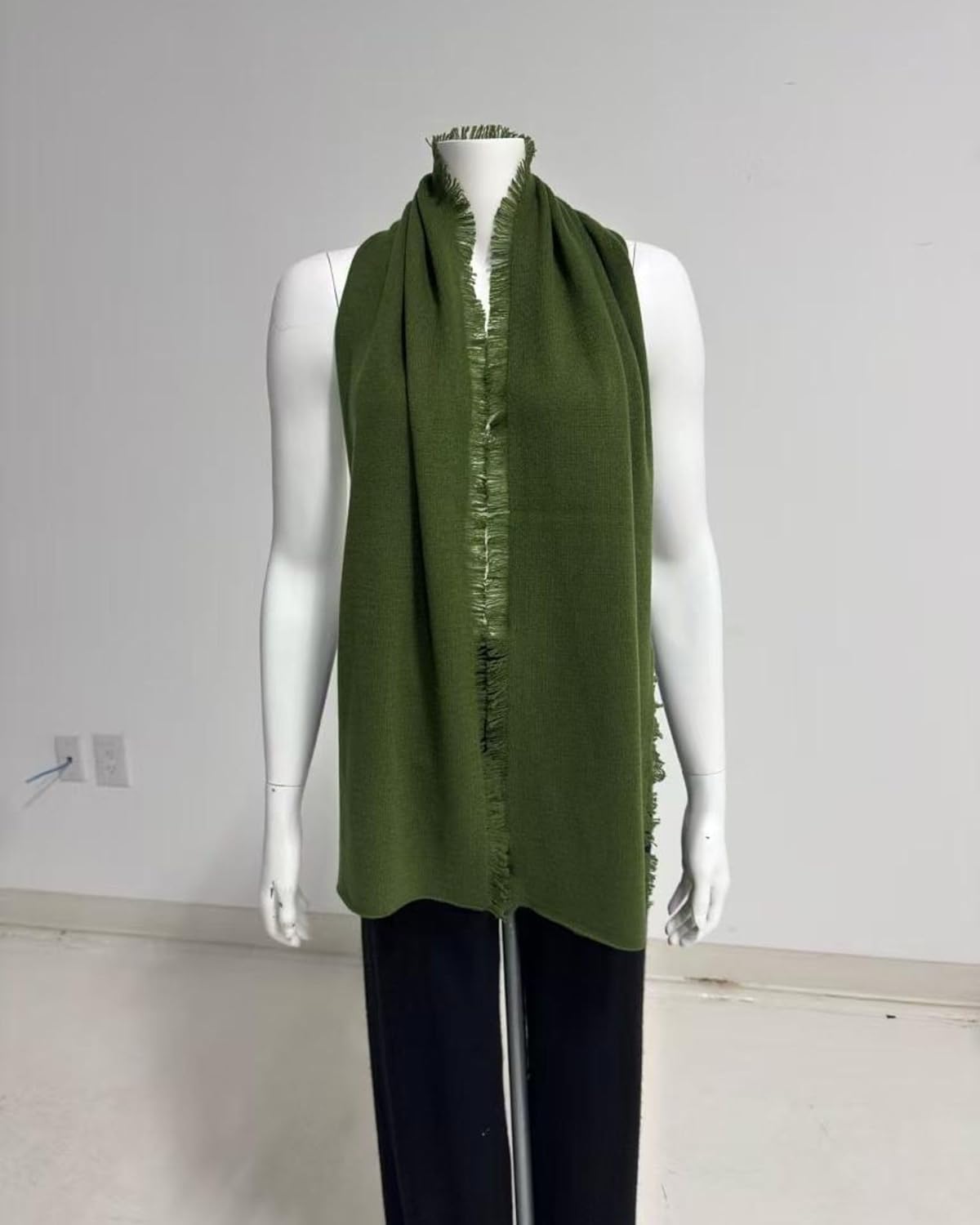 InCashmere Women’s Lightweight 100% Pure Cashmere Wrap/Scarf