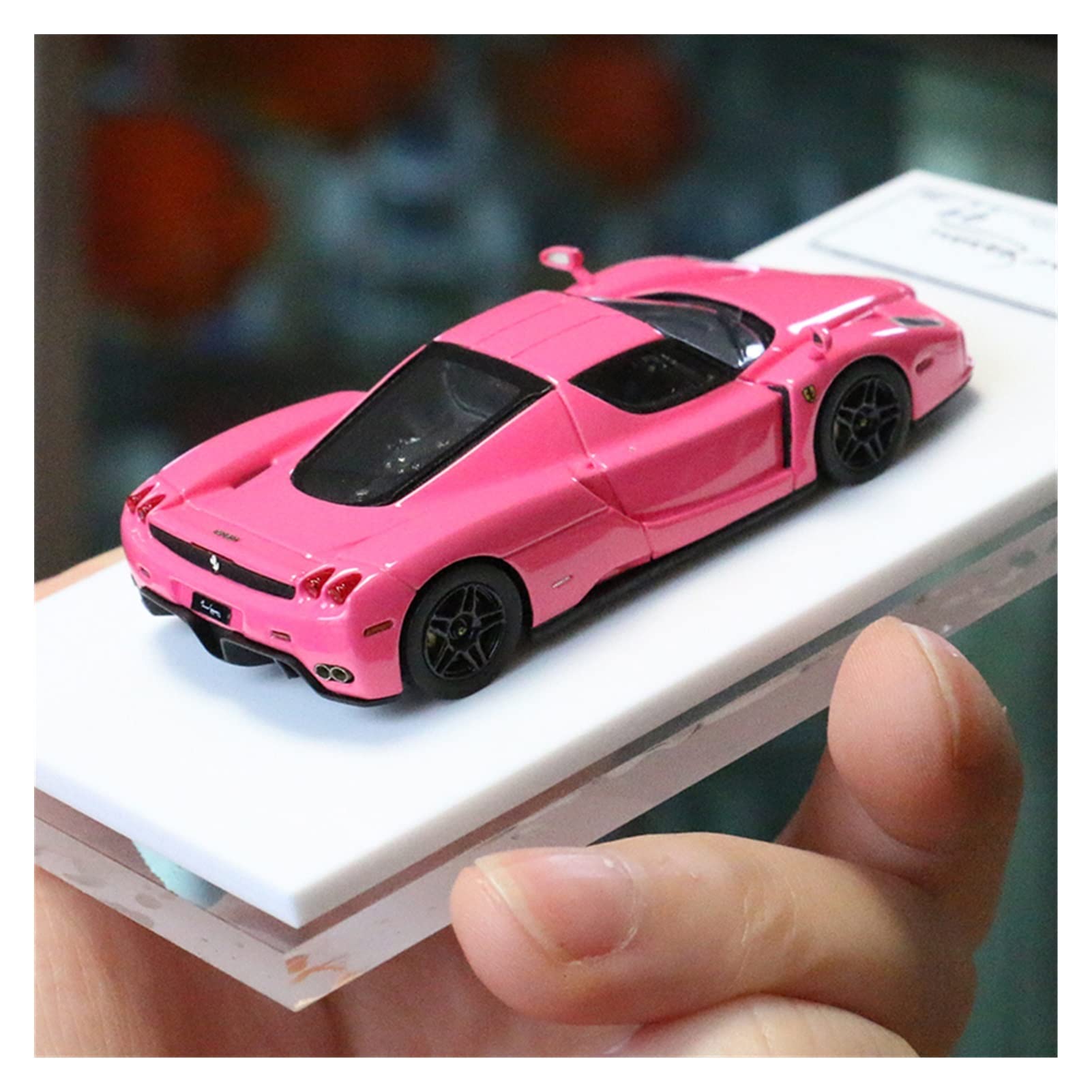 Scale Finished Model Car 1/64 for Ferrari Enzo Resin Sports Car
