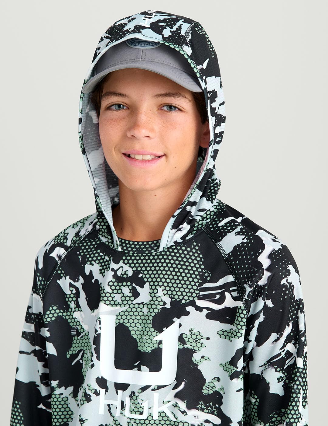 HUK boys Icon Hoodie, Fishing Shirt With Sun Protection for Kids