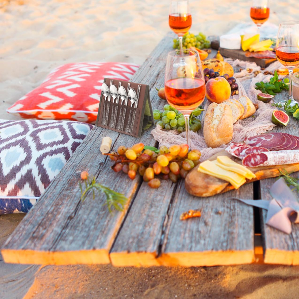 Toddmomy Tragbares Campinggeschirr Satz aus Edelstahl mit Besteck Löffel Gabel Essstäbchen und Aufbewahrungstasche Rostfrei Leicht für Picknick und Outdoor Aktivitäten Zufällige Farbe