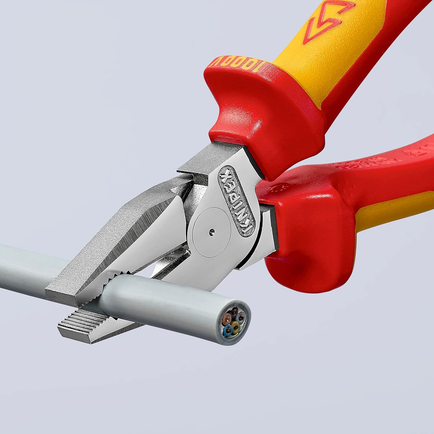 KNIPEX Szczypce uniwersalne o zwiększonym przełożeniu chromowany z wielokomponentowymi osłonkami, izolowane wg VDE 180 mm, 02 06 180