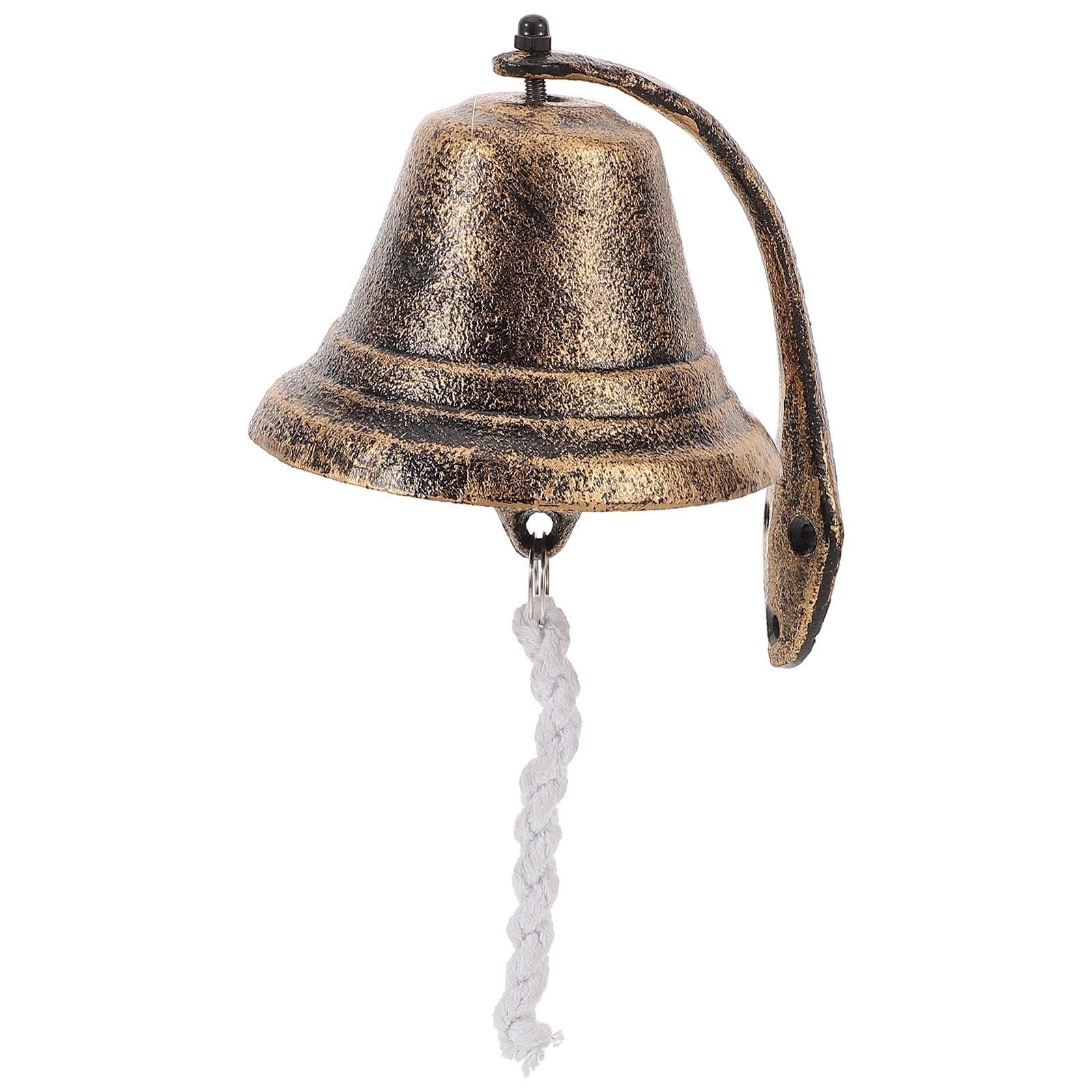 Cloche murale en fonte artisanale au design rustique et élégant