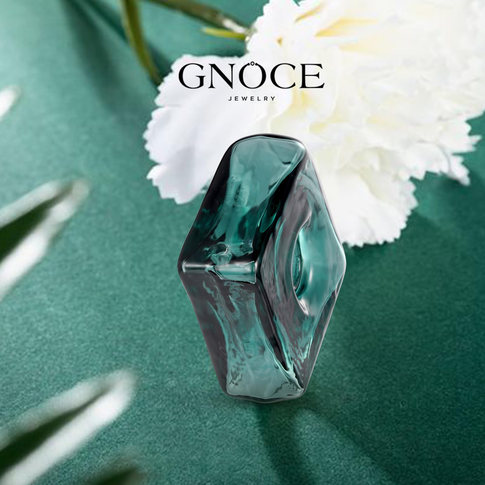GNOCE Verde Scuro oli Essenziali Profumo Diffusore Charm Quadrato, Charms di Vetro di Murano per Donne Ragazze Moglie Fglia a Penzoloni, San Valentino, Regalo di Gioielli per la Festa Della Mamma