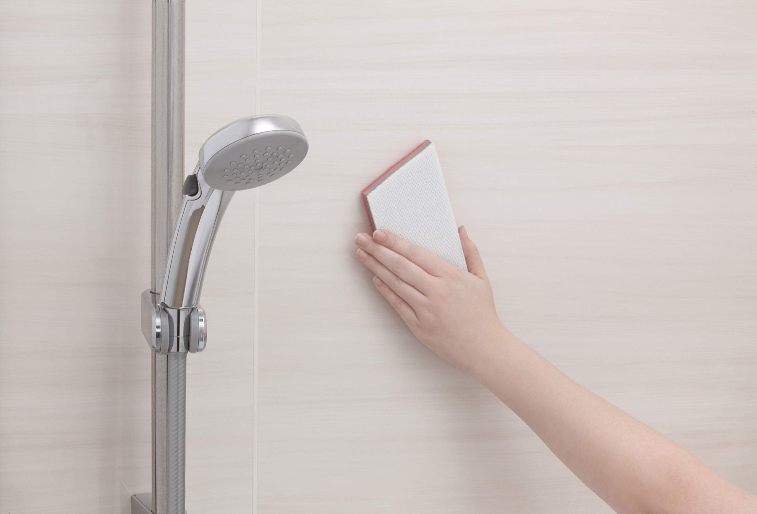 Amazon｜東和産業 お風呂のカビ取り レッド 約7.5×2.5×17cm 水
