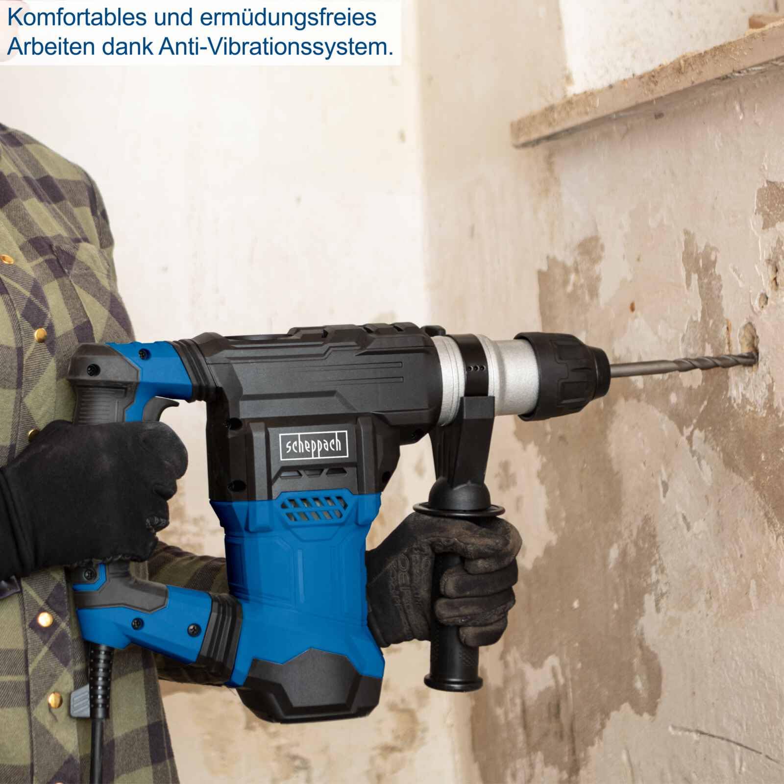 Scheppach Bohrhammer DH1500 Plus 4in1 SDS-Plus | 1500W / 7Joule Abbruchhammer | 6 Geschwindigkeiten 0-920U/Min | 4250bpm Schlagzahl Anti-Vibrationsgriff | 32mm Bohrleistung | inkl. Zubehör & Koffer