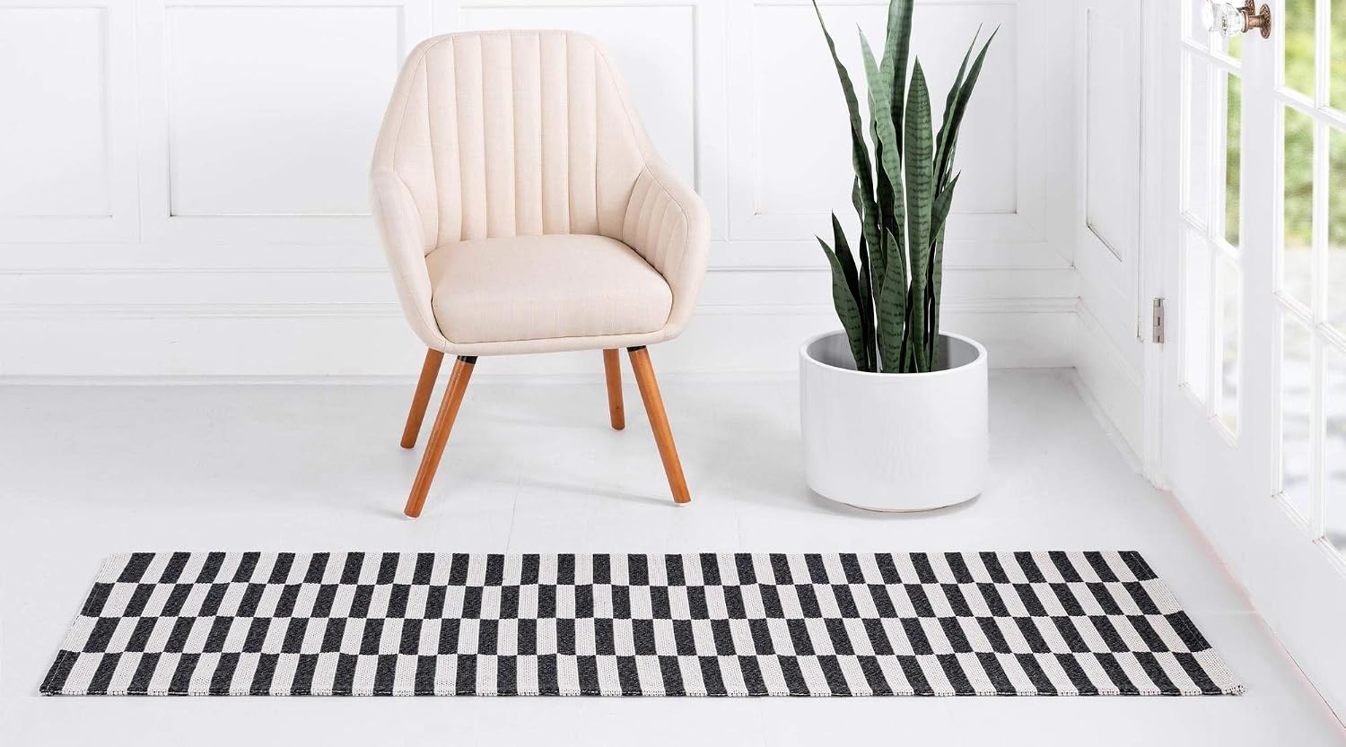 Rugs.com Georgia Collection Rug – 8 Ft Runner Black Flatweave Rug Perfect for Hallways, Entryways