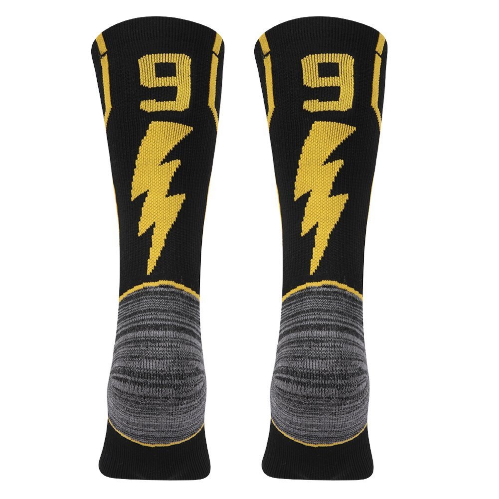 KitNSox Calcetines para adultos y jóvenes con números deportivos para baloncesto, fútbol, béisbol, dorado/negro