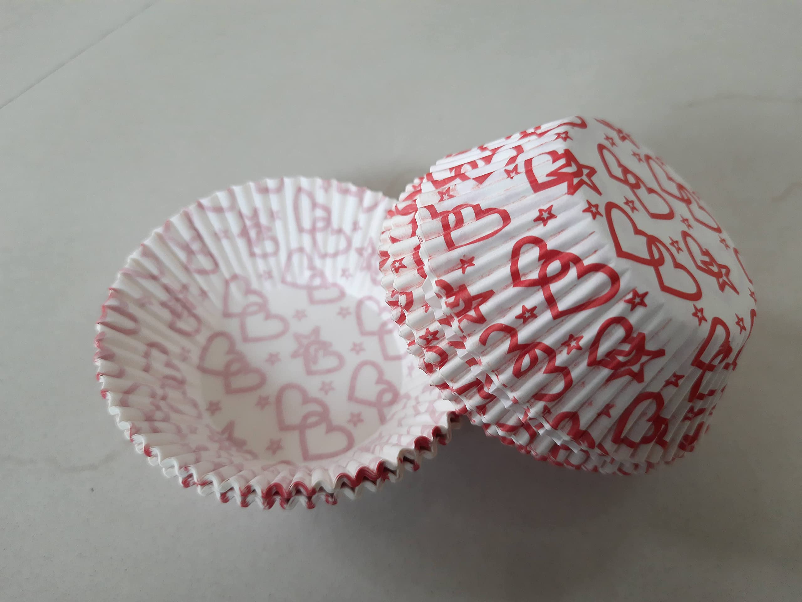 The Baker's Nest Paper Baking Designer Cupcake Liners Muffin Case Baking Cups | Quality Liners (Hearts (Standard Size) (Pack of 100))