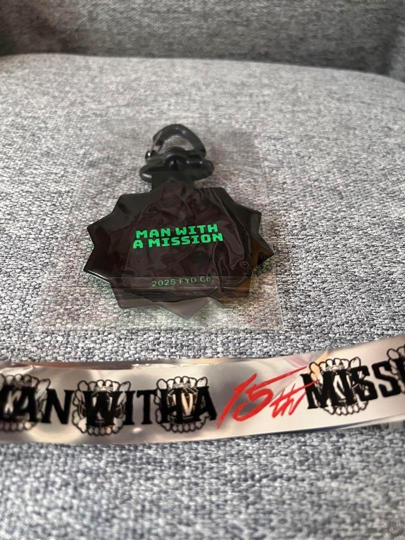 マンウィズ ガウガウくじKiu賞 ポンチョ MWAM 銀テープ マンウィズ MAN