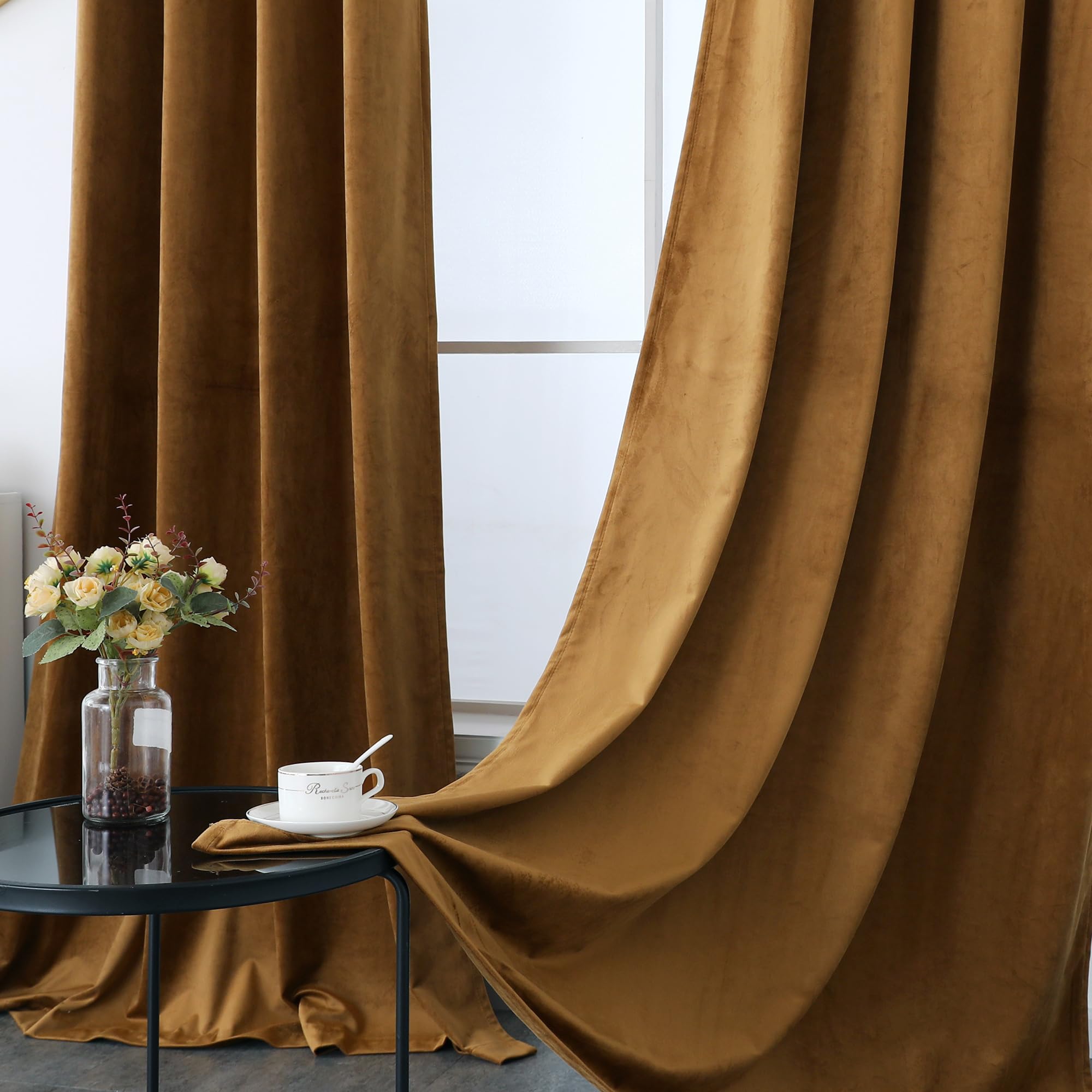 Amazon｜Timeper ゴールドブラウンベルベットカーテン - エレガントな