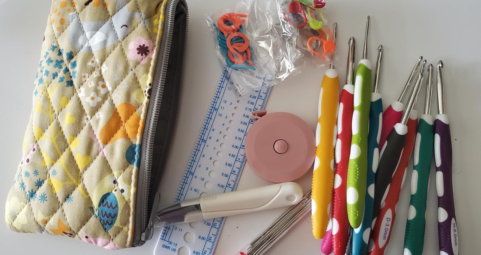 Complete Crochet Hook Set with Accessories – DIY Knitting Kit