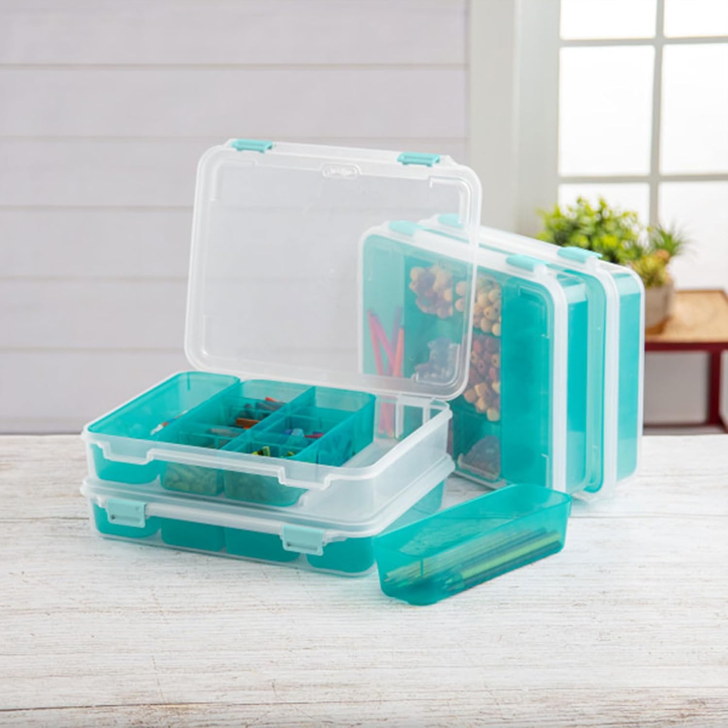 Sterilite 14028606 Divided Storage Case for Crafting and Hardware