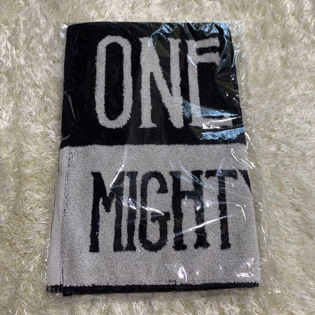 ONE OK ROCK MY FIRST STORY タオル 楽天市場】ONE OK ROCK （ワンオクロック） ワンオク VS MY