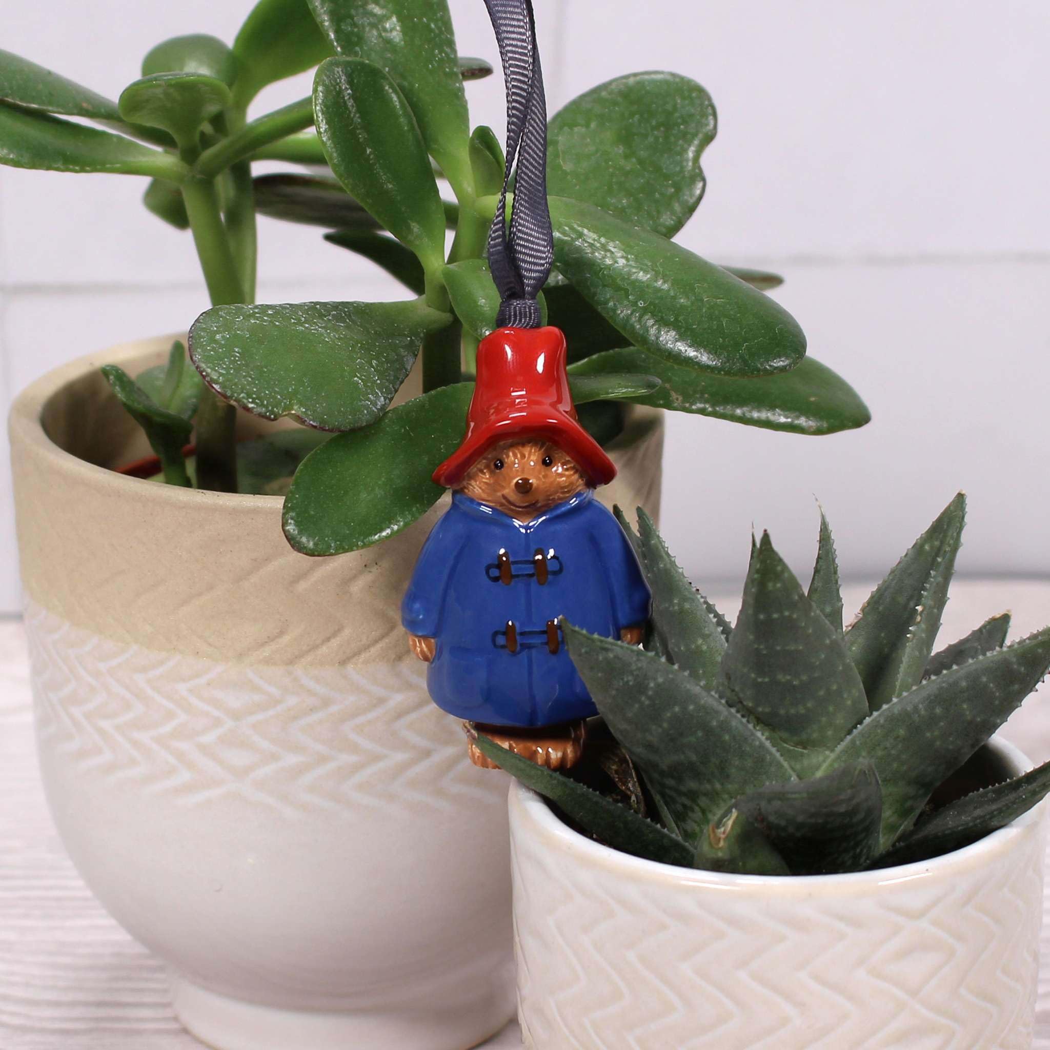 Half Moon Bay Ornamento decorativo da appendere, 5,1 x 2,5 cm, statuetta iconica a forma di orso Paddington