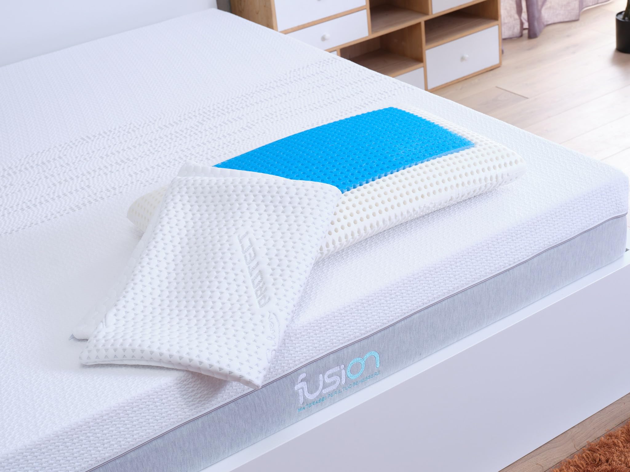 Cuscino In Memory Foam Ergonomico con Strato Rinfrescante in Gel – Modello Saponetta per Supporto Ottimale e Comfort Fresco durante il Sonno