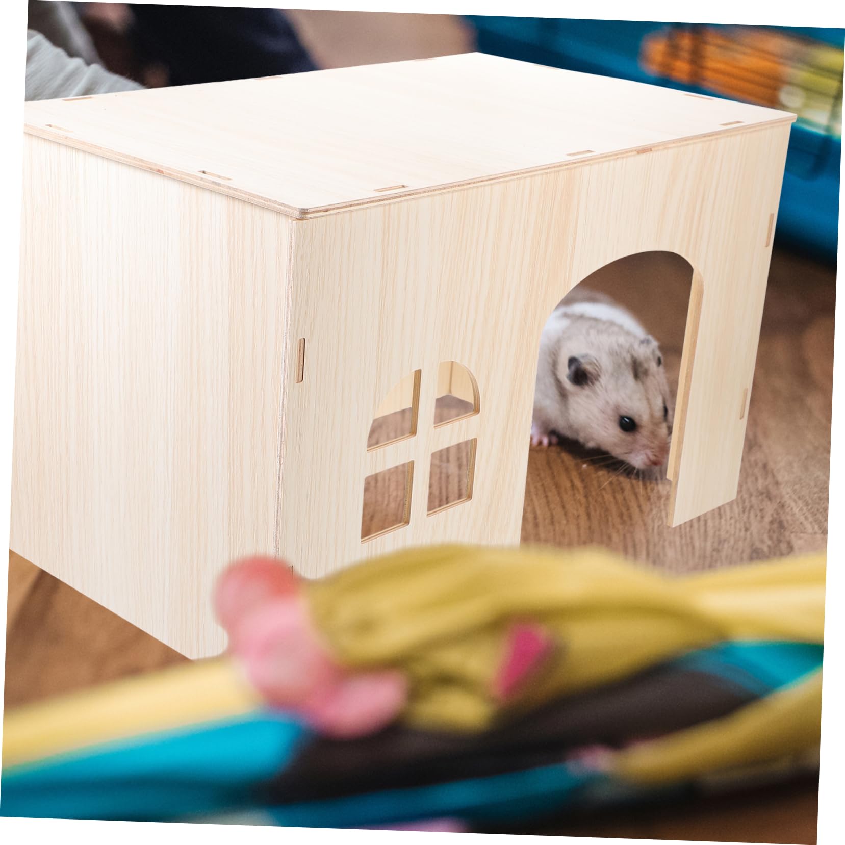 Casa de Madera Nido Resistente Beige para Hámsteres y Chinchillas y Cama Acogedora para Pequeños Roedores y Conejos en Espacios Interiores