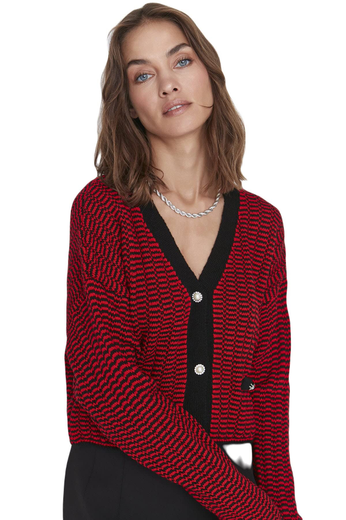 Trendyol Damen-Strickjacke, Normale Standard-V-Ausschnitt, Strickwaren-Strickjacke, Schwarz, M