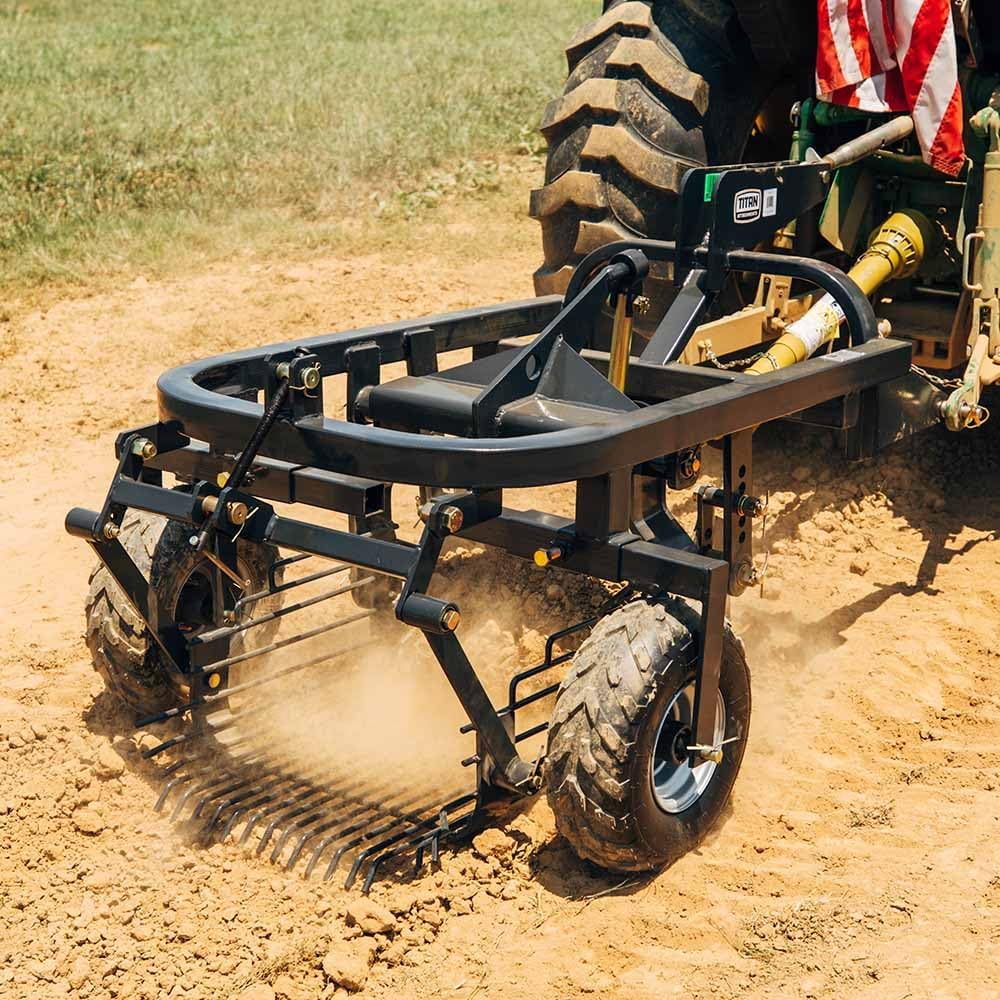 Titan Attachments 3 Point Single-Row Potato Digger, PTO Powered Cat 1 Tractor Attachment with Rear Discharge, Tow-Behind Potato Harvester with Adjustable Digging Depth and Wheelbase Width