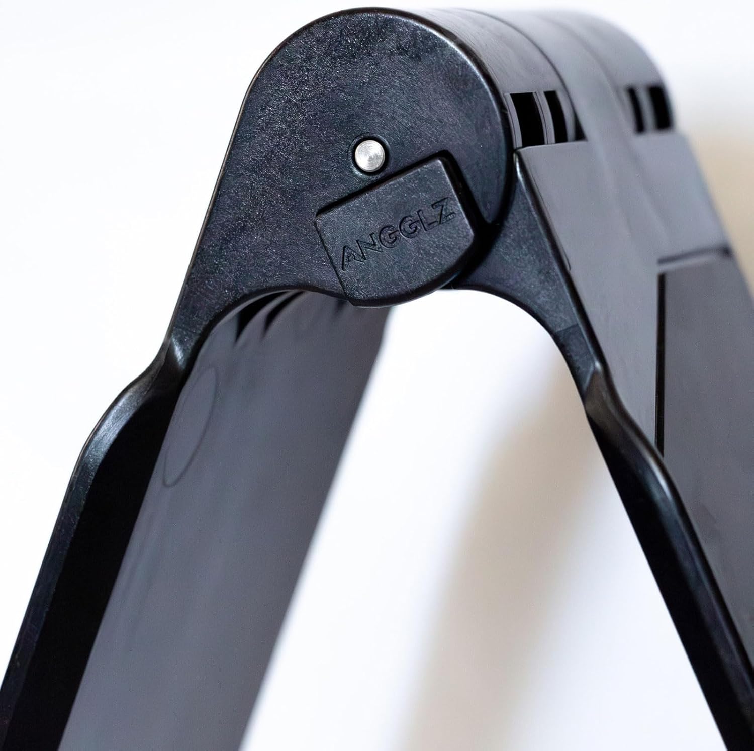 Knee Rest - Everyday Tool for Restful Moments for Runners, Athletes, Trainers, Travelers, Physical Therapists - Portable Compact for Joint Preservation for Office/Car/Plane, Black