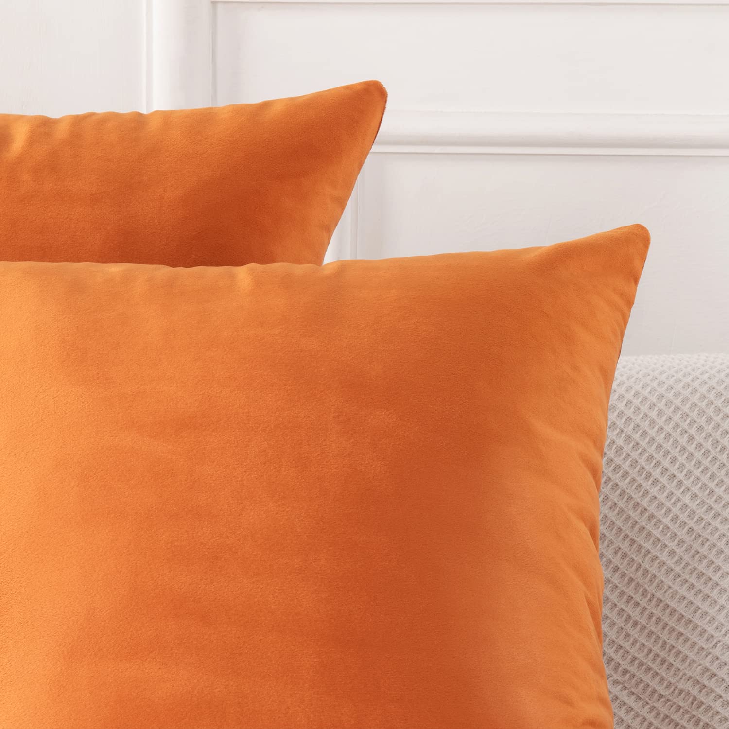 Yonous Set di 4 federe per cuscini, in morbido velluto di alta qualità, decorative, per divano, letto, sedia, arancione, 45 x 45 cm