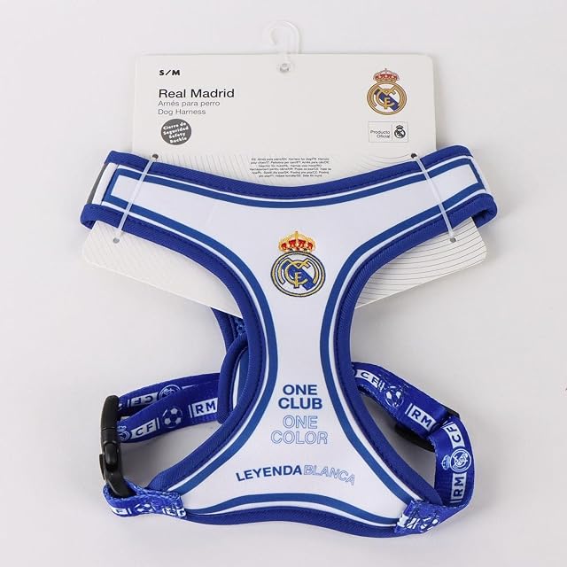 Foto 6 de 8 de Arnés Perro Real Madrid Talla S diseño Oficial Escudo Bordado y Ajuste Seguro